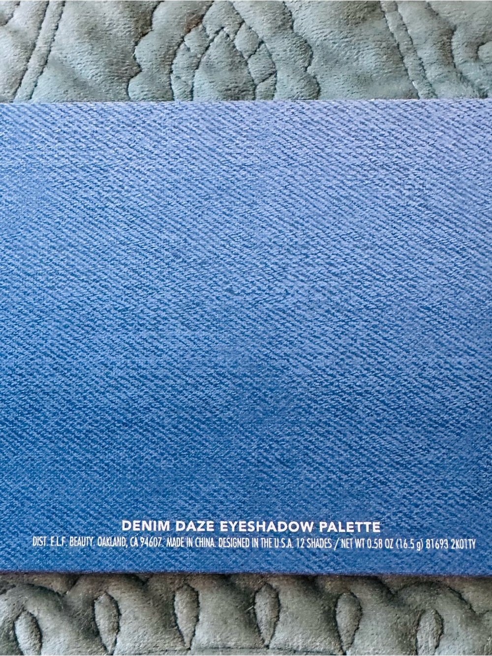 American Eagle Denim Daze Elf Eyeshadow Palette- Elf 12 Vivid Blues-Brown-Silver - Picture 5 of 6